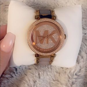 Michael Kors Rose Gold Women’s Watch.